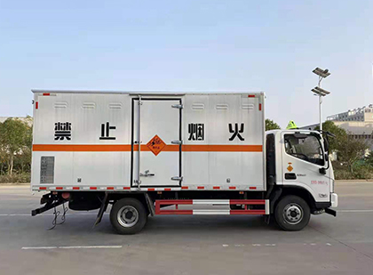 叶集爆破器材运输车